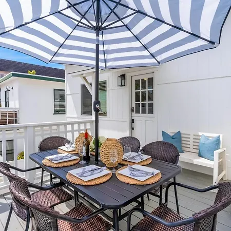Newport Cottages A & B